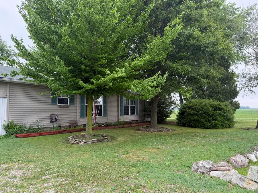 147 N Water Street N, Williamsport, OH 43164 - #2