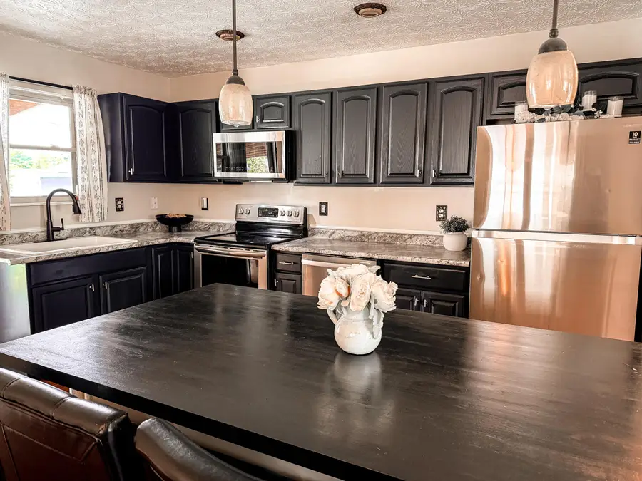6397 Ambleside Drive, Columbus, OH 43229 - #3