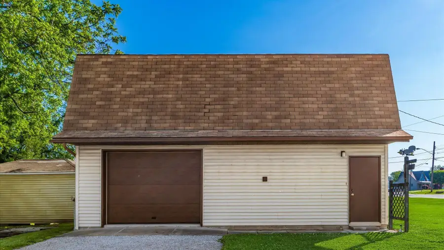 113 E 2nd Street, Hebron, OH 43025 - #3
