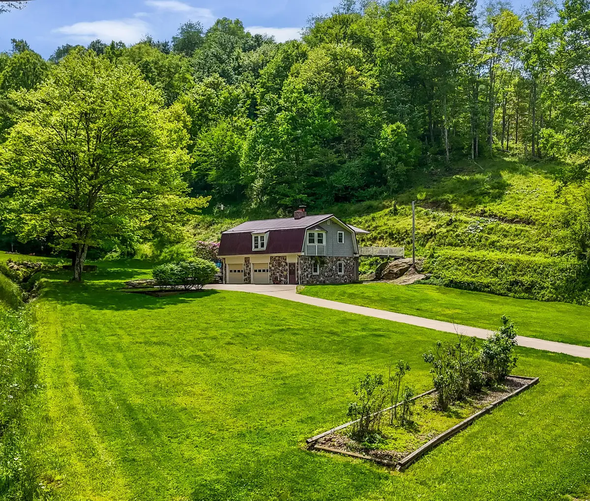 2250 Indian Camp Run Road, New Concord, OH 43762 - #1