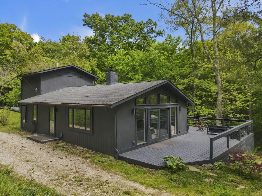 33329 Lynch Drive, Logan, OH 43138 - #2