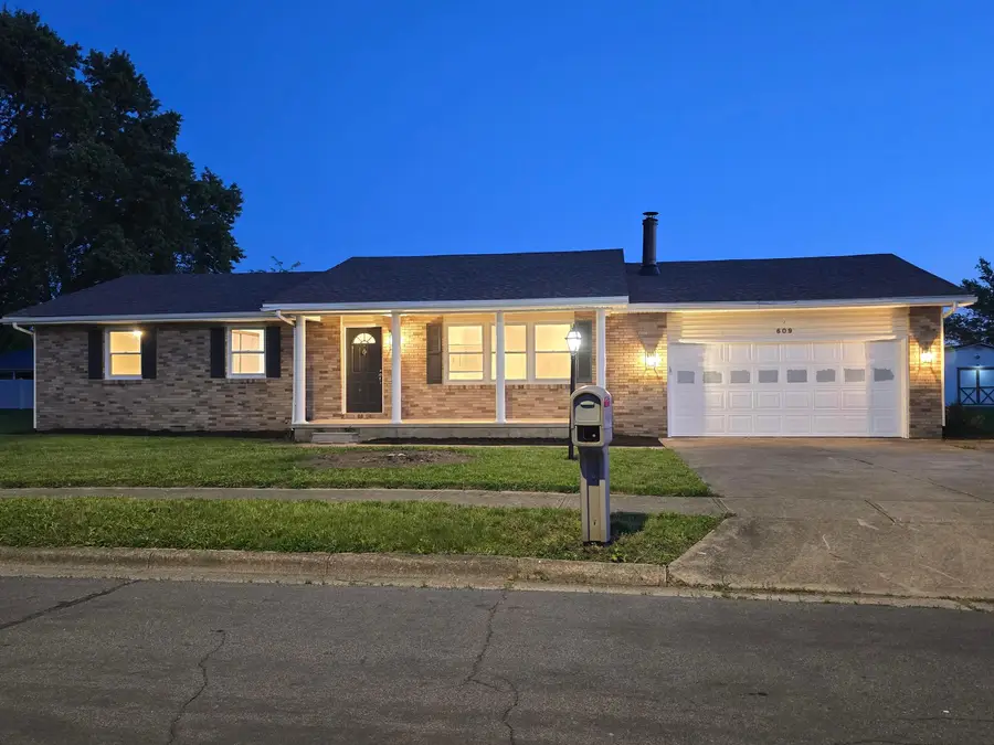 609 Spring Avenue, Washington Court House, OH 43160 - #2