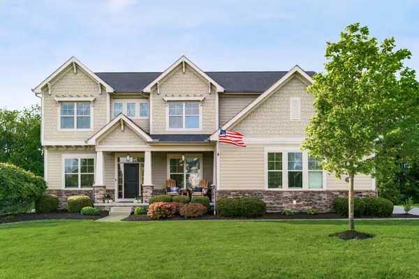 1002 Rambling Brook Way, Delaware, OH 43015