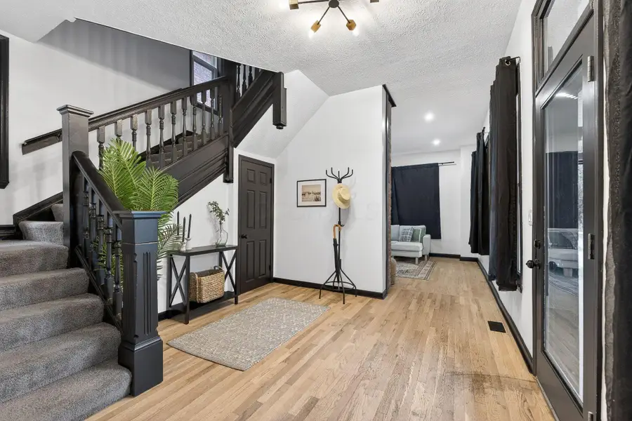 686 S Champion Avenue, Columbus, OH 43205 - #2