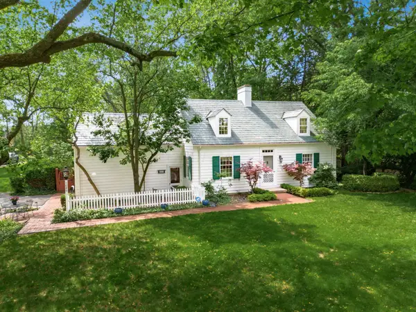 1085 Shady Lane Road, Whitehall, OH 43213