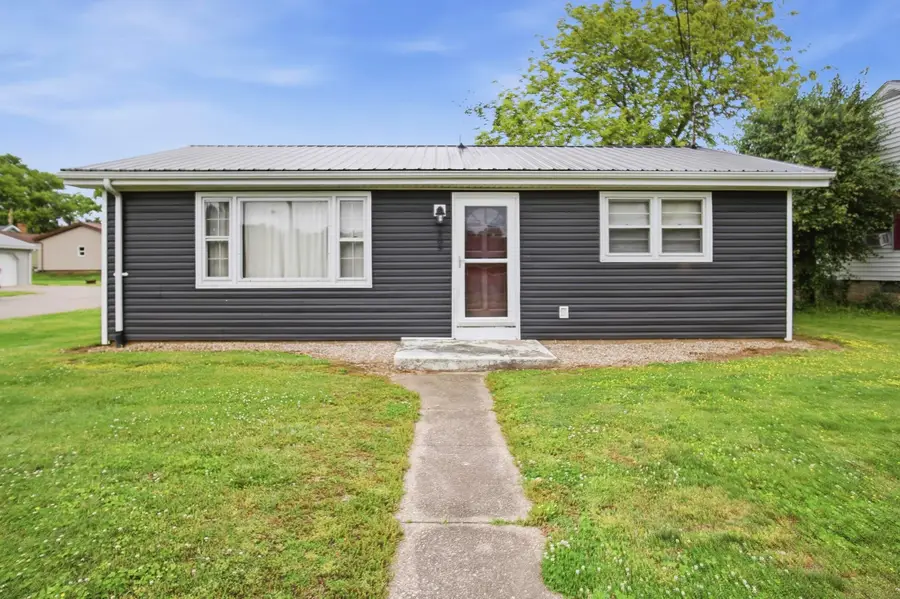 289 Elm Street, Duncan Falls, OH 43734 - #2