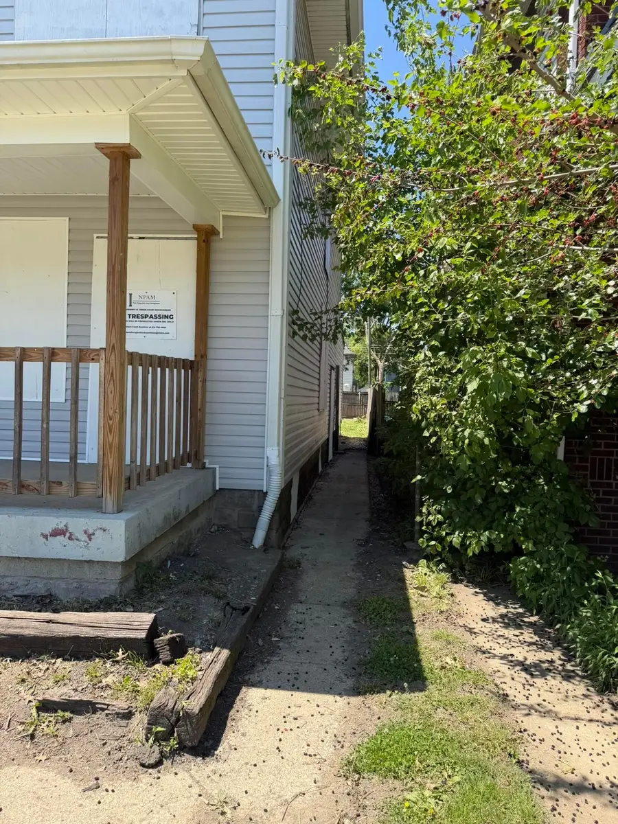 137 S Burgess Avenue, Columbus, OH 43204 - #3