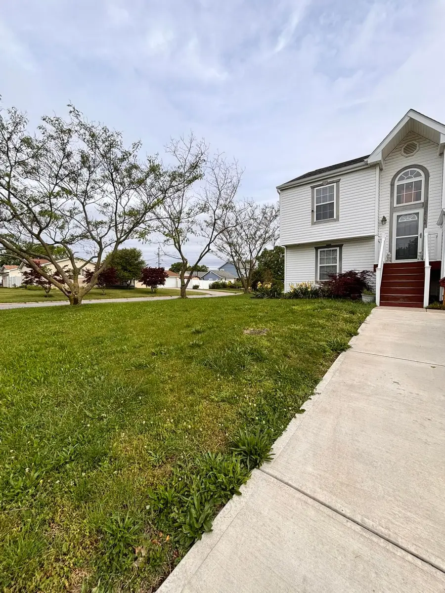 2768 Woodcroft Road, Columbus, OH 43204 - #3
