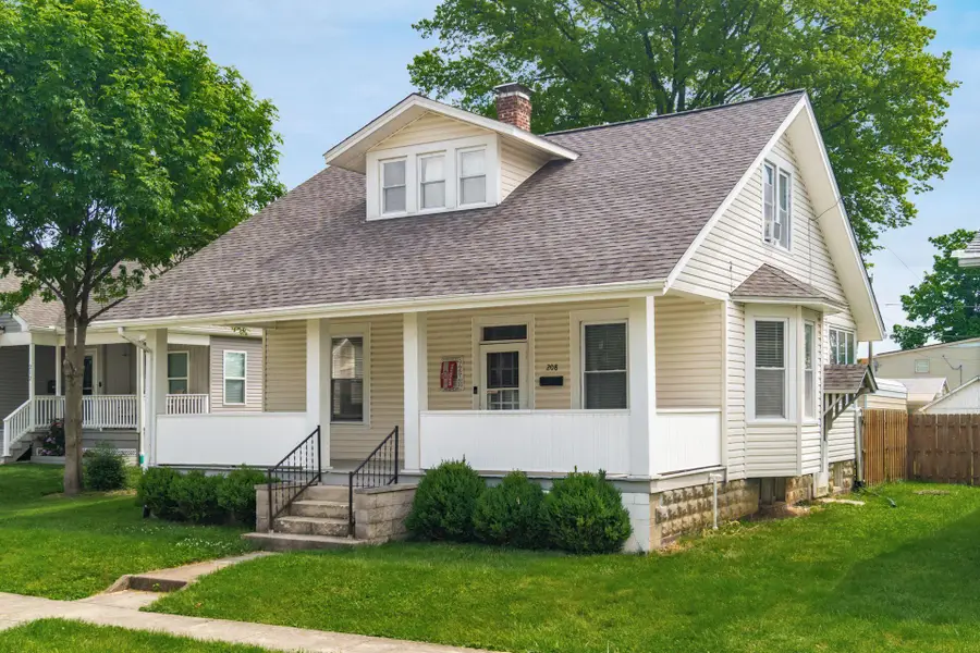 208 N Fremont Street, Baltimore, OH 43105 - #2