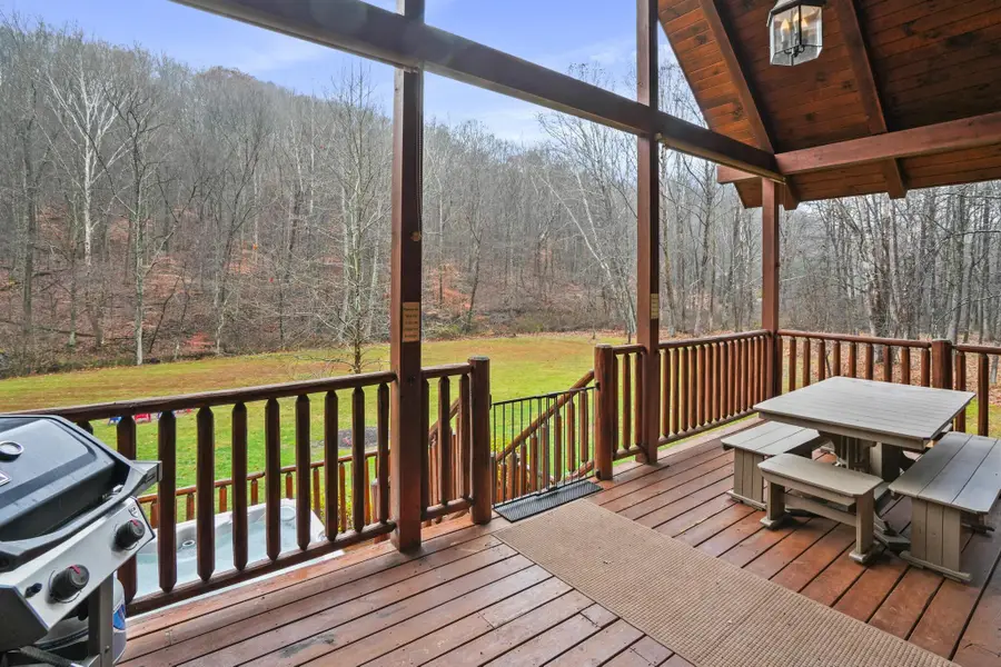 19101 Wagner Road, Laurelville, OH 43135 - #2