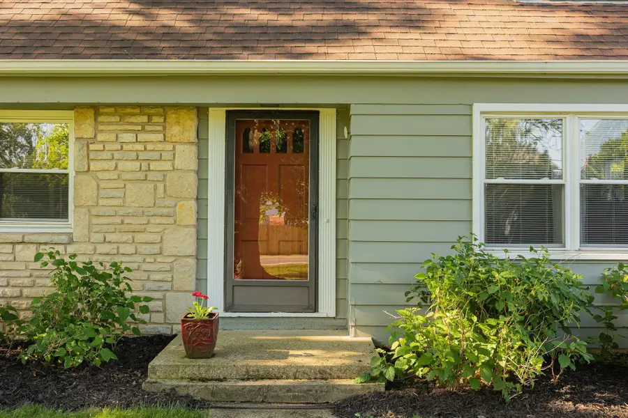2701 Snouffer Road, Columbus, OH 43235 - #3