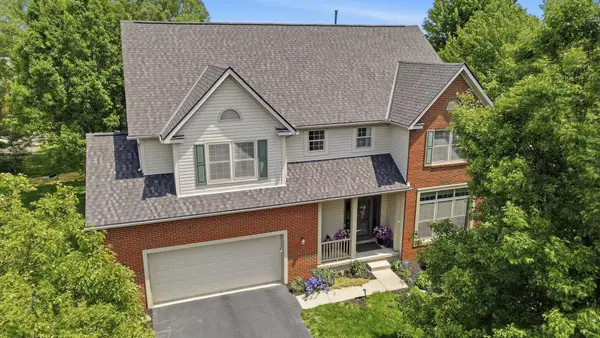 2201 Parklawn Drive, Lewis Center, OH 43035