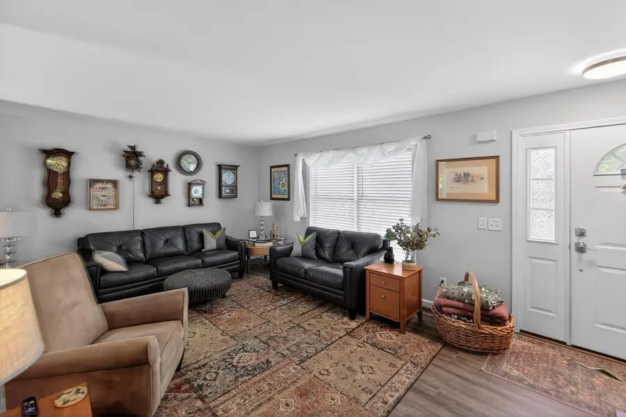 453 Greenlawn Drive, Howard, OH 43028 - #2