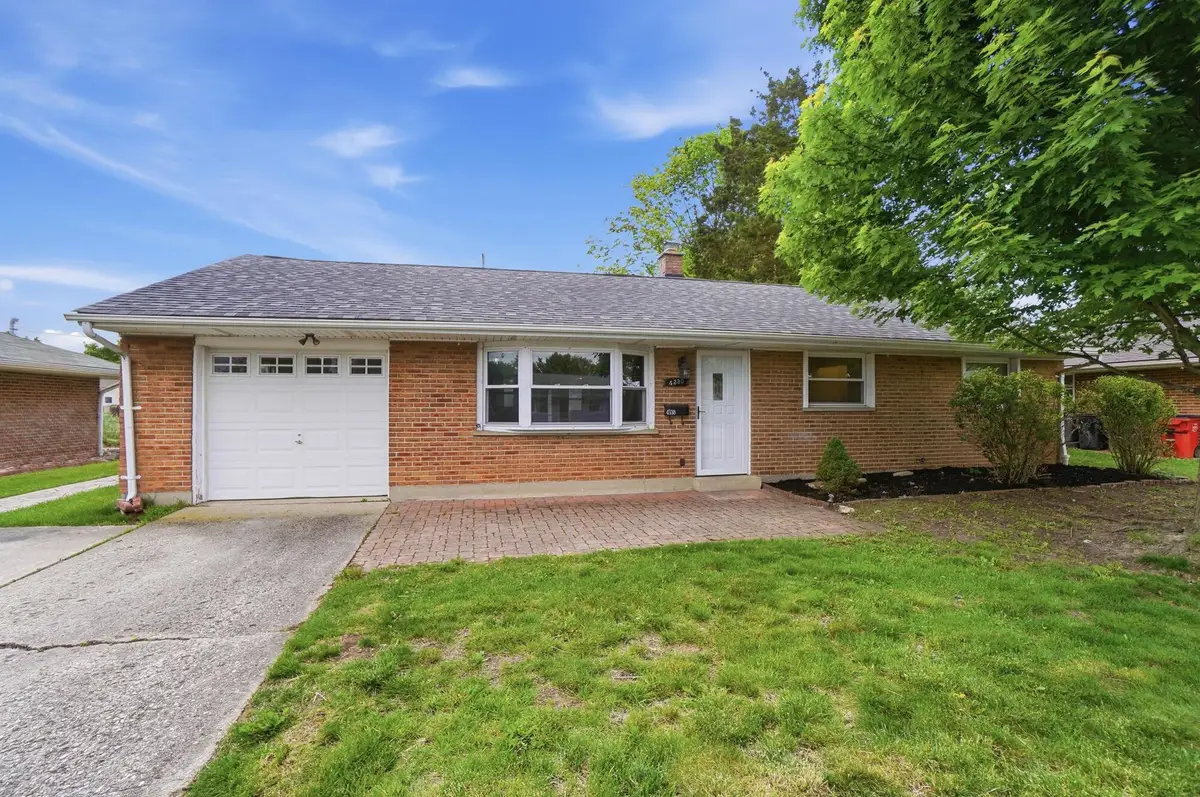 4330 Ashgrove Drive, Grove City, OH 43123 - #1