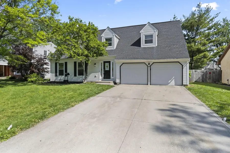 1734 Ramblewood Avenue, Columbus, OH 43235 - #3