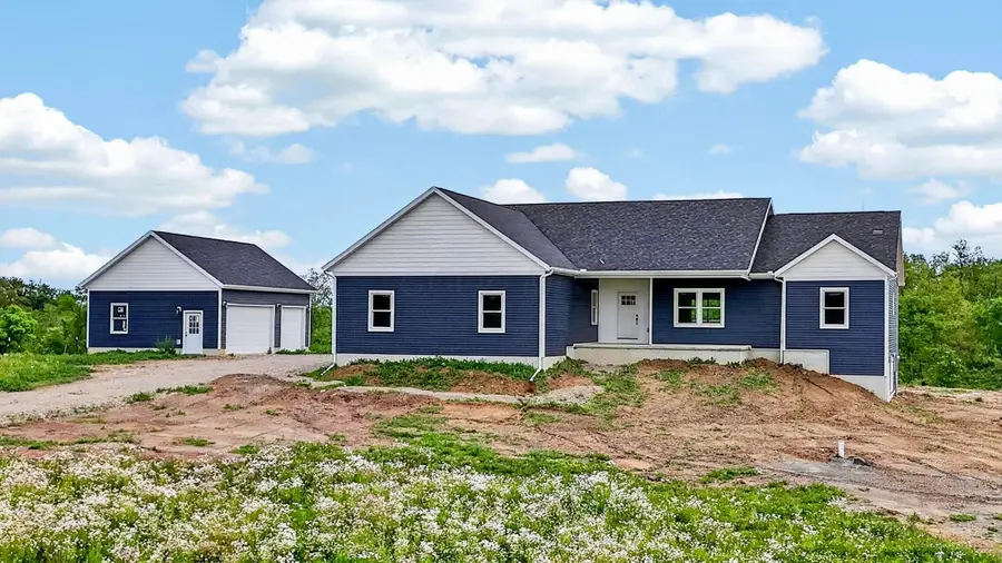 580 Trapp Lane, Hopewell, OH 43746 - #3