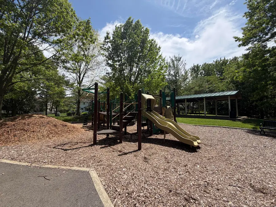 7060 Cloverdale Lane, Columbus, OH 43235 - #2