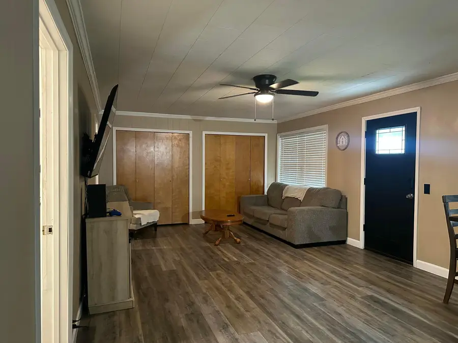 519 Main Street, Gratiot, OH 43740 - #2