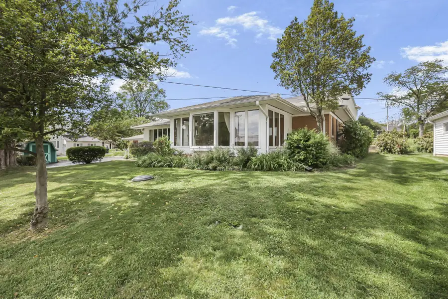 286 Lakeshore Drive W, Hebron, OH 43025 - #2