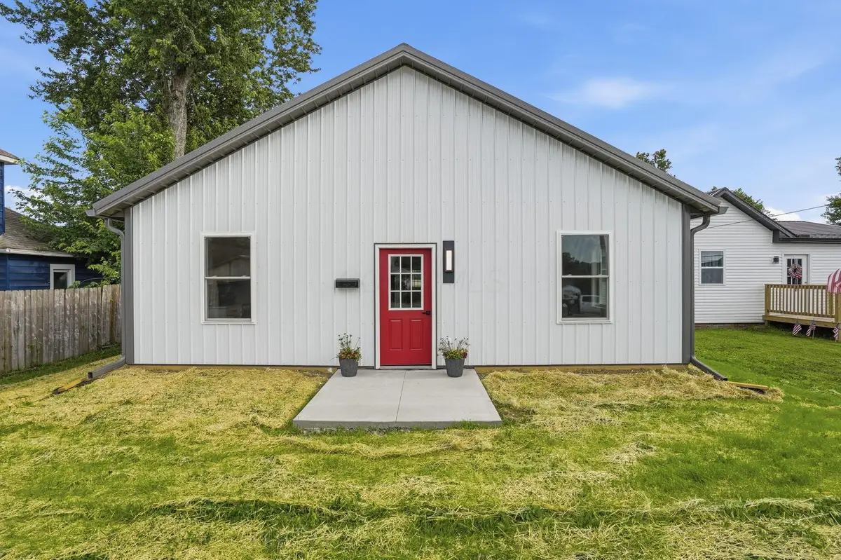 72 E Main Street, Zanesville, OH 43701 - #1