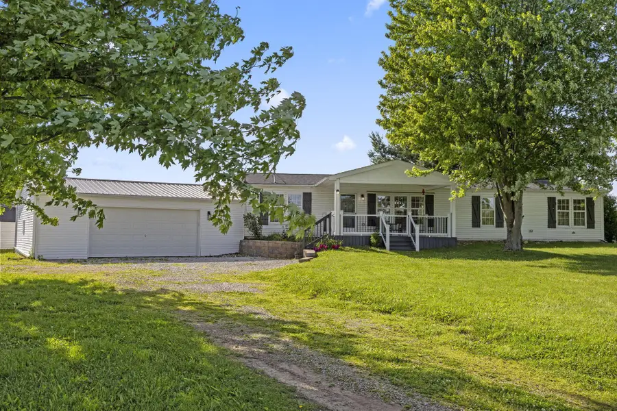 15193 Hall Road Nw, Mount Vernon, OH 43050 - #3