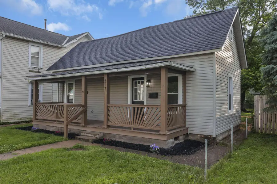 317 Harrison Avenue, Lancaster, OH 43130 - #3