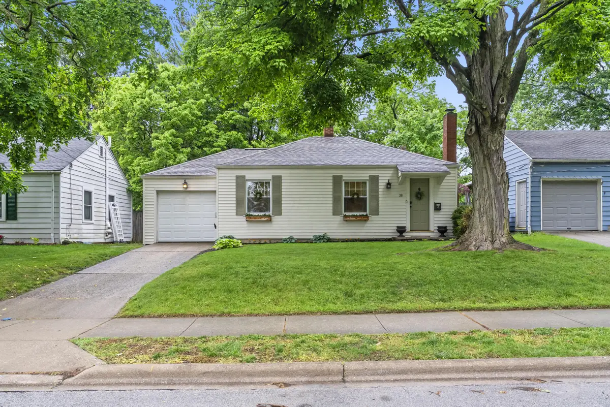 38 Hiawatha Avenue, Westerville, OH 43081 - #1