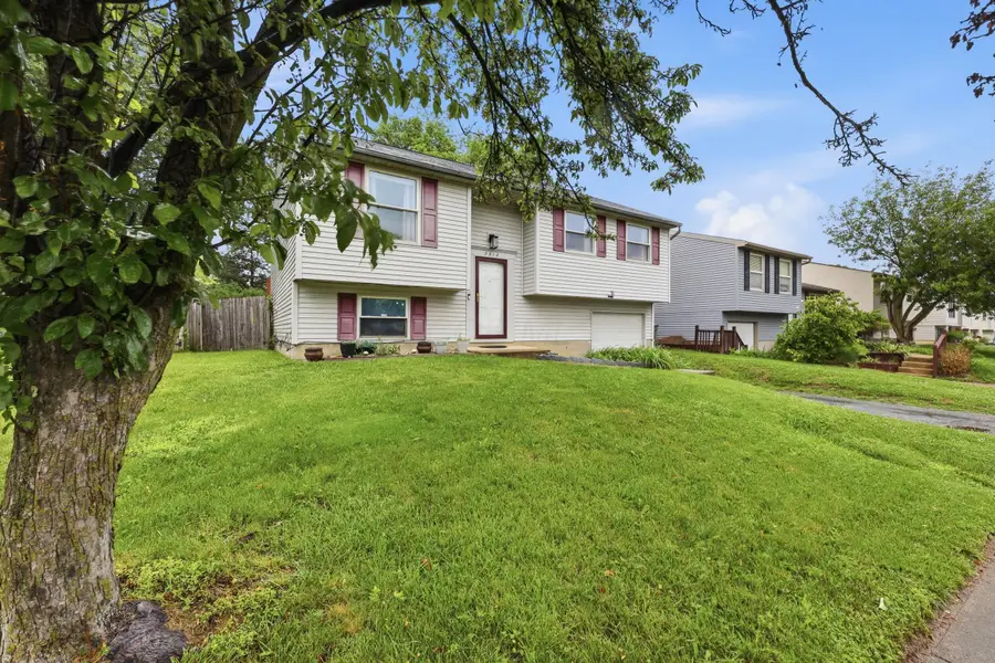3912 Farm Brook Lane, Columbus, OH 43204 - #3