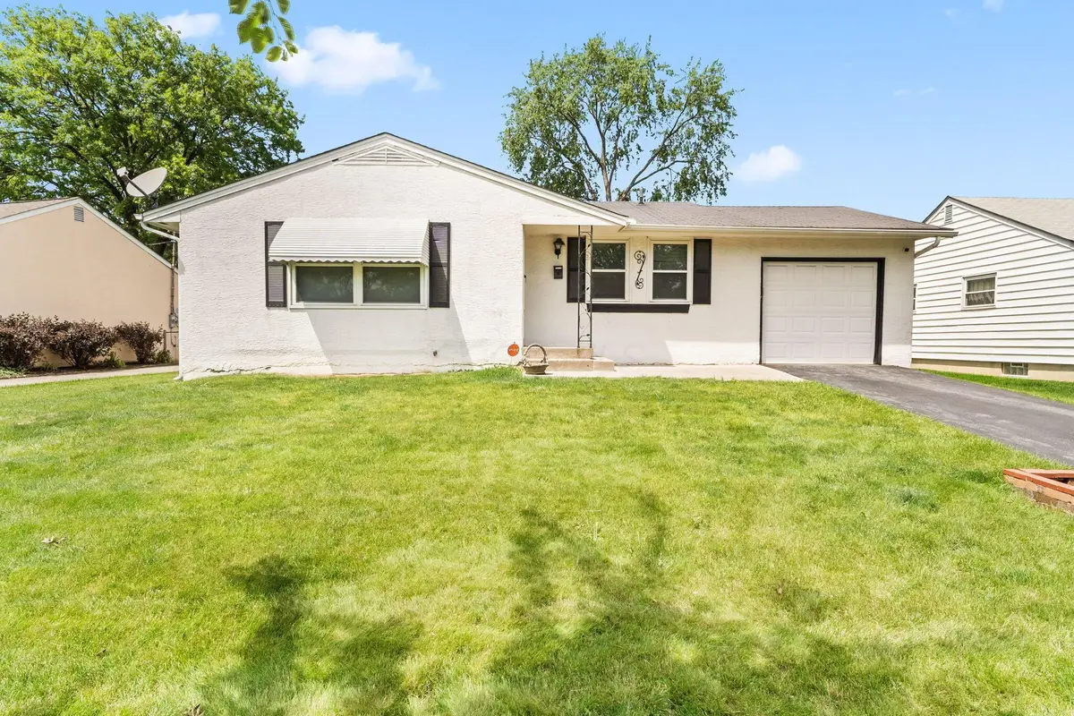 1402 Cardwell Square N, Columbus, OH 43229 - #1