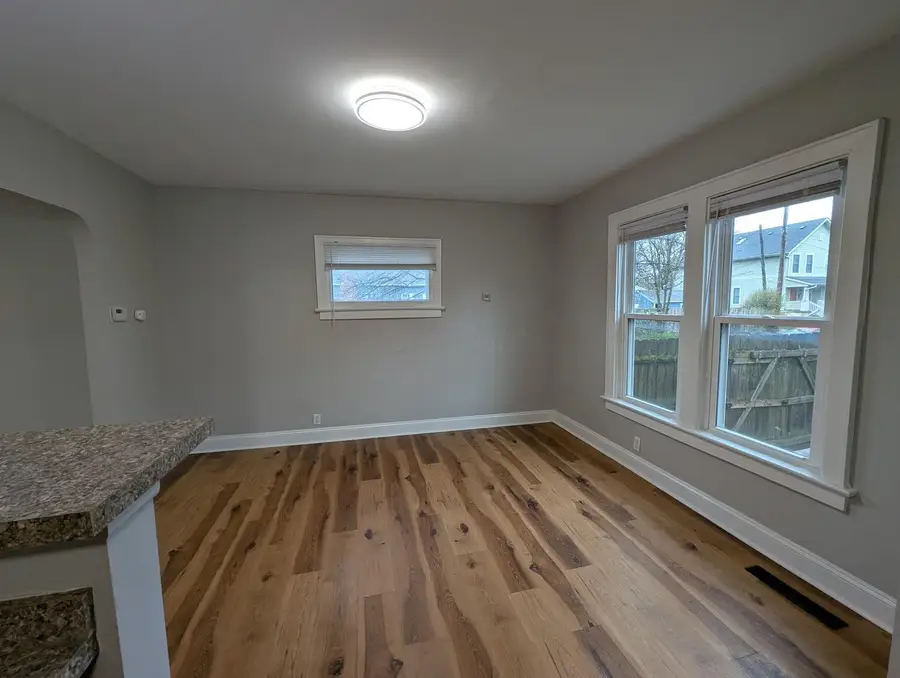 288 E Morrill Avenue, Columbus, OH 43207 - #3