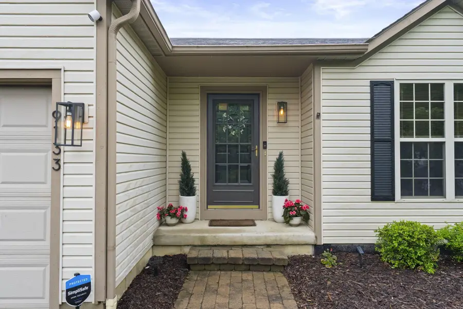 9133 Longstone Drive, Lewis Center, OH 43035 - #3