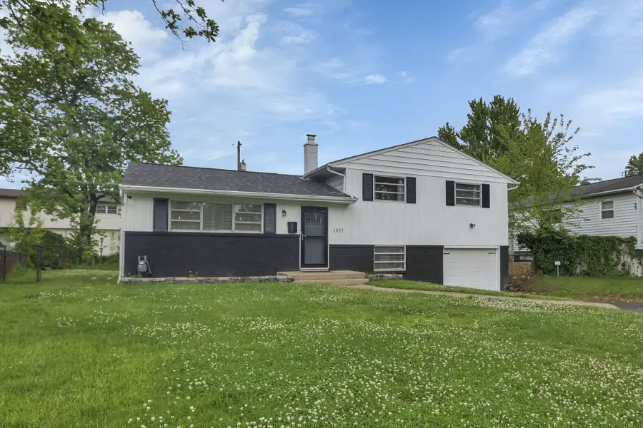 1053 Carrousel Drive E, Reynoldsburg, OH 43068 - #3