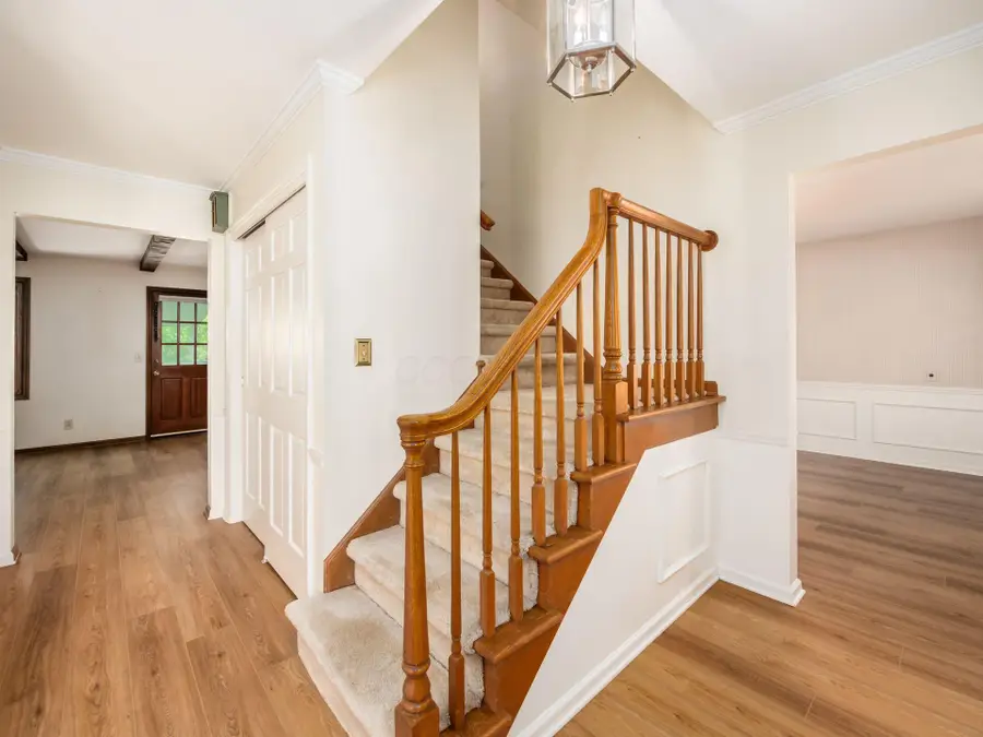 7067 Rieber Street, Worthington, OH 43085 - #3