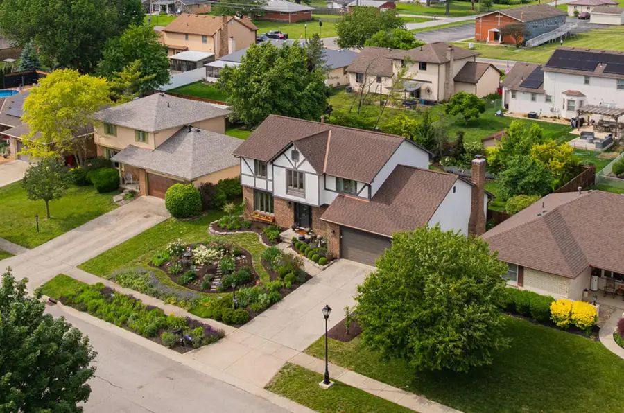 2406 Parkview Drive, Grove City, OH 43123 - #3