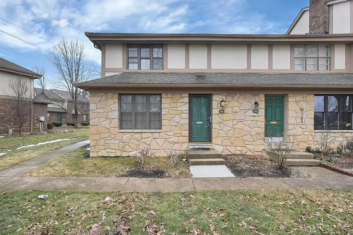 97 Stornoway Drive W, Columbus, OH 43213 - #1