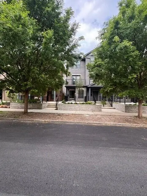 1303 Highland Street, Columbus, OH 43201 - #3