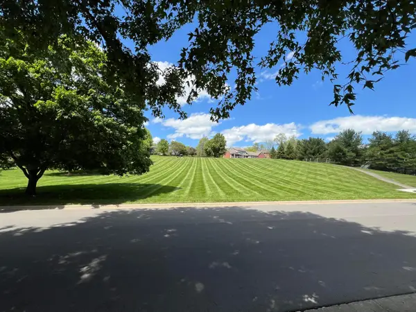 304 Glyn Tawel Drive, Granville, OH 43023