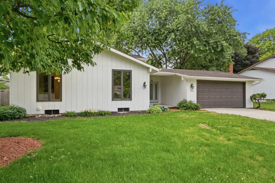 7111 White Butterfly Lane, Reynoldsburg, OH 43068 - #3