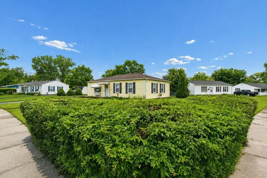 713 Gilmore Drive, Reynoldsburg, OH 43068 - #2