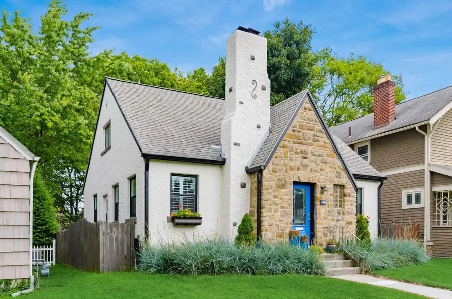 146 W North Broadway, Columbus, OH 43214 - #2