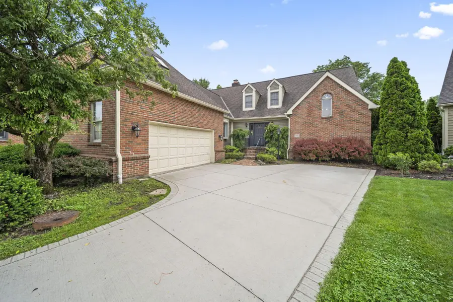 9083 Moors Place N, Dublin, OH 43017 - #2