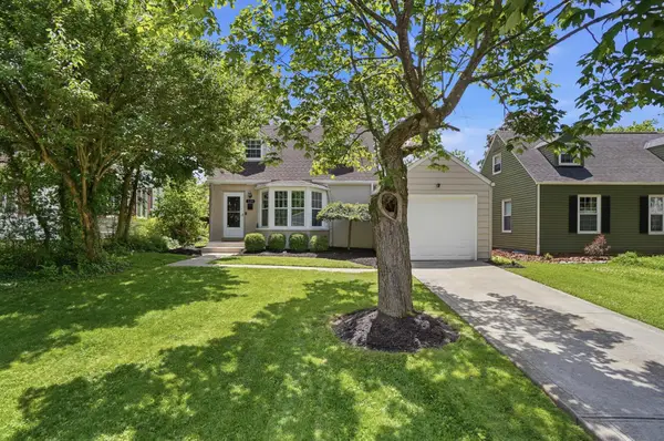 539 Colonial Avenue, Worthington, OH 43085