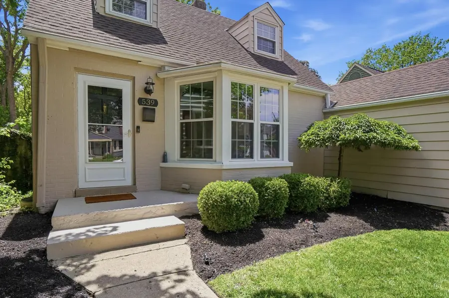 539 Colonial Avenue, Worthington, OH 43085 - #3