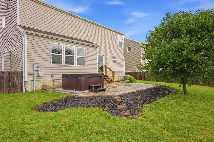 121 Hummock Drive, Pataskala, OH 43062 - #3