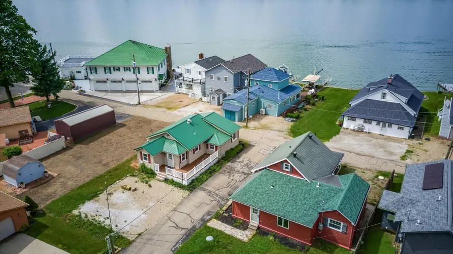 4891 Decker Avenue Ne, Thornville, OH 43076 - #3