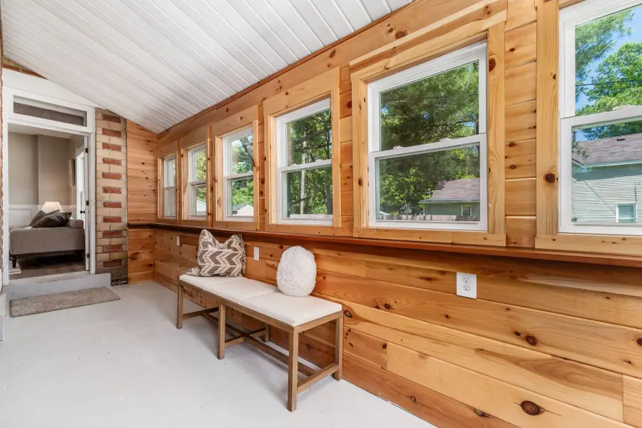 154 Harrison Street, Pataskala, OH 43062 - #2