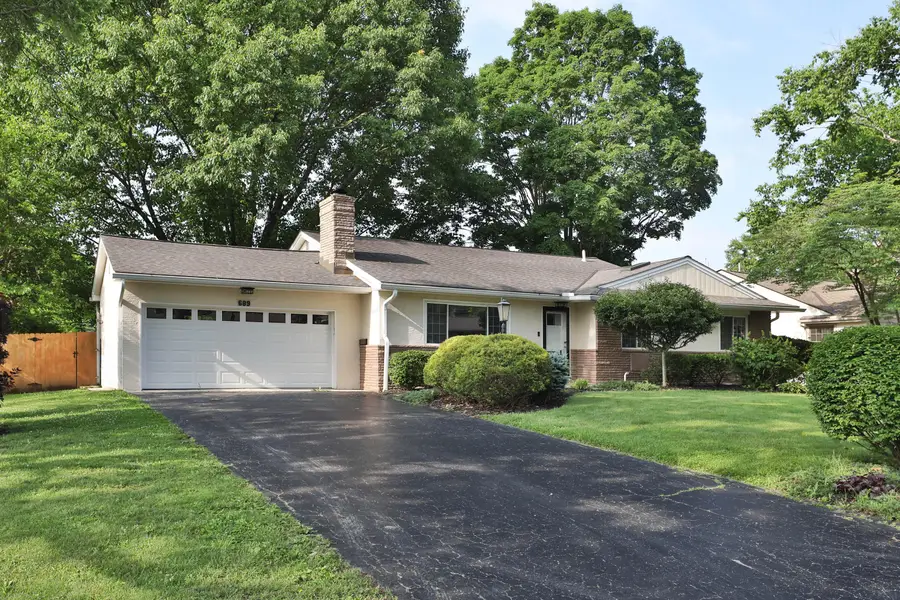 689 Beautyview Court, Columbus, OH 43214 - #3