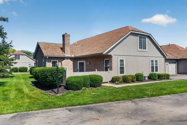 2276 Willowside Lane, Grove City, OH 43123