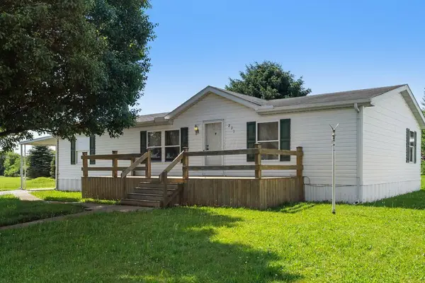 231 Spruce Ridge Drive, Ashville, OH 43103