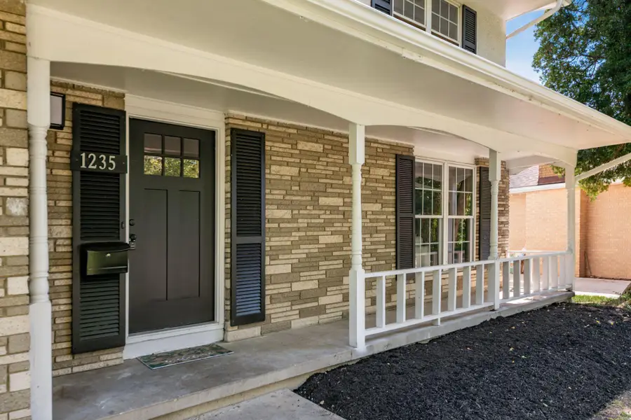 1235 Kildale Square S, Columbus, OH 43229 - #3